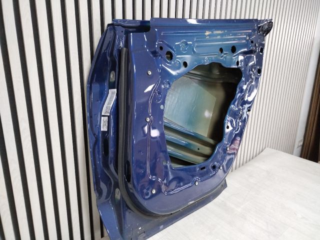 bontott TESLA Model Y Jobb hátsó Ajtó (Üres lemez)