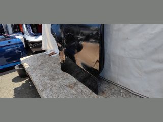 bontott TESLA Model Y Jobb hátsó Ajtó (Üres lemez)