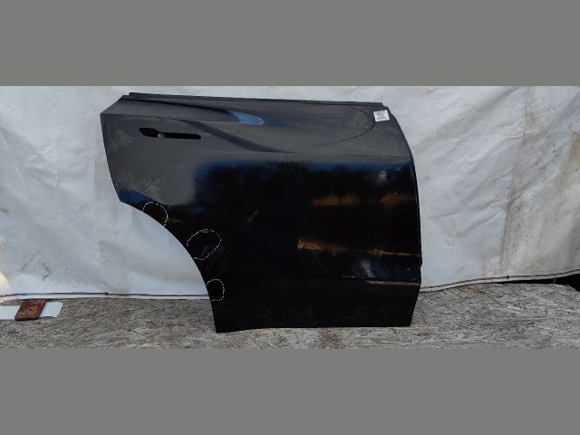 bontott TESLA Model Y Jobb hátsó Ajtó (Üres lemez)