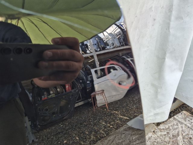 bontott TESLA Model Y Jobb hátsó Ajtó (Üres lemez)