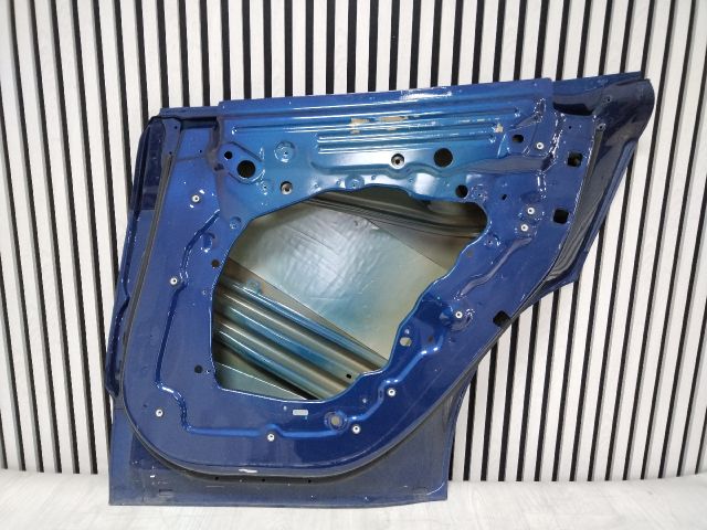 bontott TESLA Model Y Jobb hátsó Ajtó (Üres lemez)