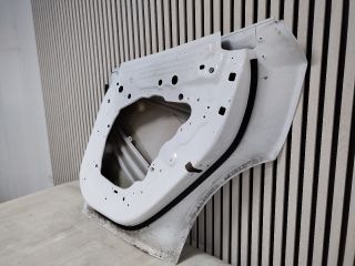 bontott TESLA Model Y Jobb hátsó Ajtó (Üres lemez)