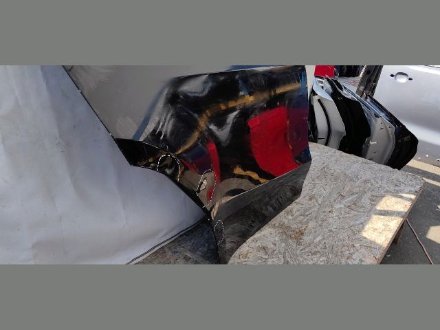 bontott TESLA Model Y Jobb hátsó Ajtó (Üres lemez)