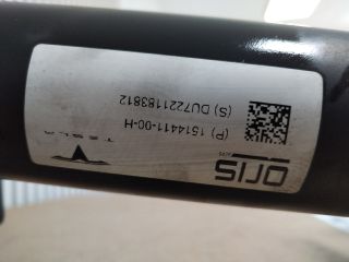 bontott TESLA Model Y Vonóhorog