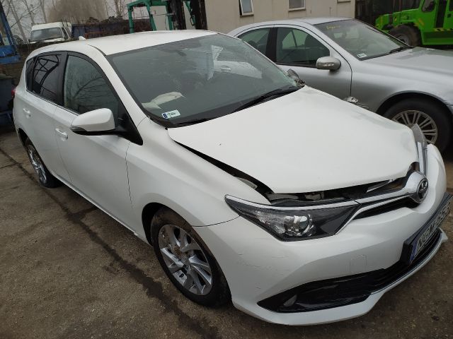 bontott TOYOTA AURIS Motor (Fűzött blokk hengerfejjel)