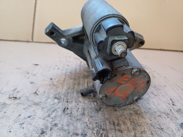 bontott TOYOTA AURIS Önindító