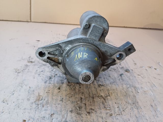 bontott TOYOTA AURIS Önindító