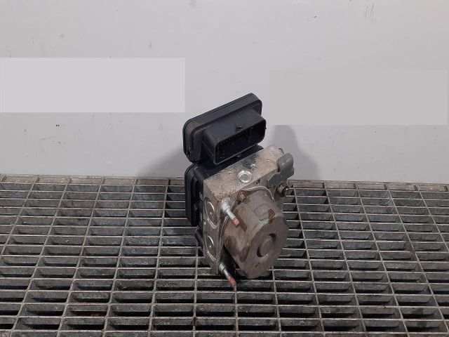 bontott TOYOTA AURIS ABS Kocka