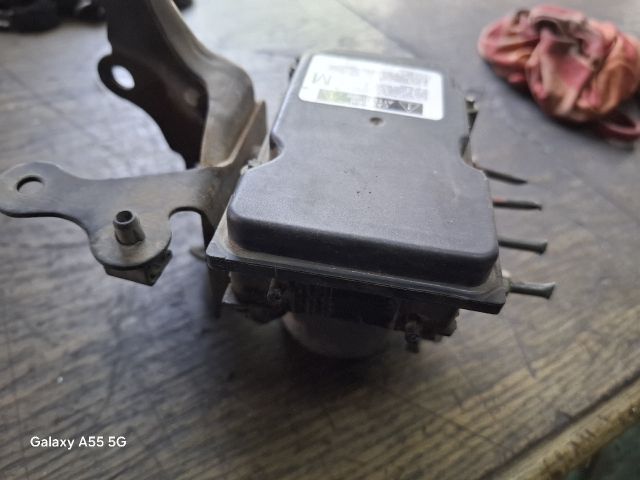 bontott TOYOTA AURIS ABS Kocka