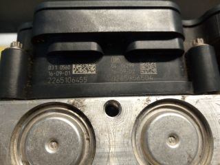 bontott TOYOTA AURIS ABS Kocka