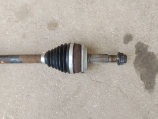 bontott TOYOTA AURIS Bal Féltengely