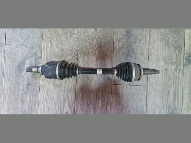 bontott TOYOTA AURIS Bal Féltengely