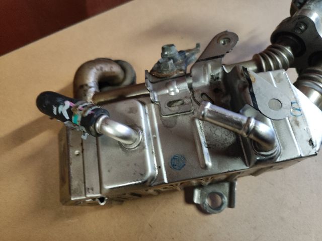 bontott TOYOTA AURIS EGR Hűtő