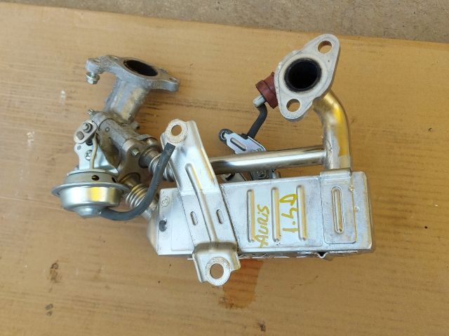 bontott TOYOTA AURIS EGR Hűtő