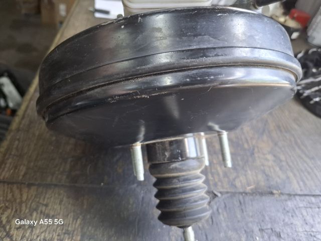 bontott TOYOTA AURIS Fékrásegítő