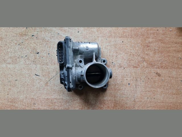 bontott TOYOTA AURIS Fojtószelep (Elektromos)