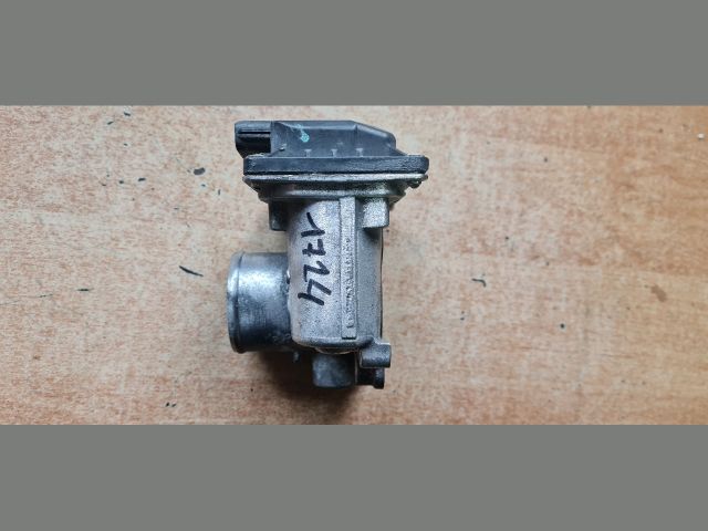 bontott TOYOTA AURIS Fojtószelep (Elektromos)