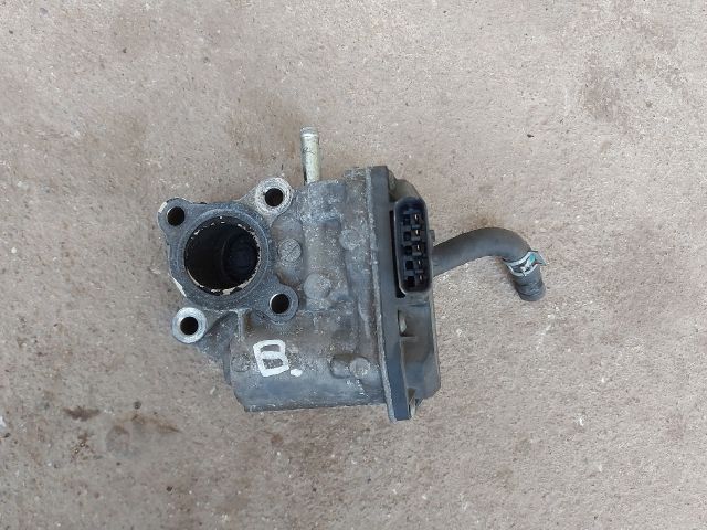 bontott TOYOTA AURIS Fojtószelep (Elektromos)