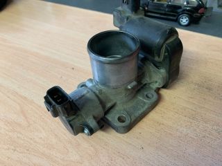 bontott TOYOTA AURIS Fojtószelep (Elektromos)