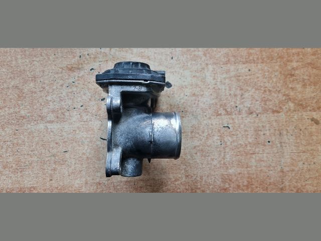 bontott TOYOTA AURIS Fojtószelep (Elektromos)