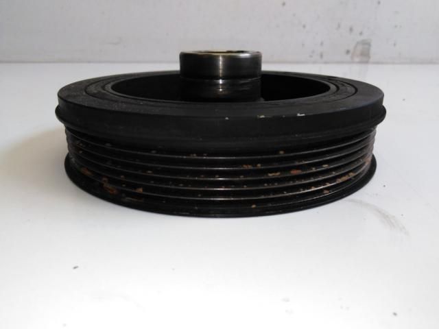 bontott TOYOTA AURIS Főtengely Szíjtárcsa