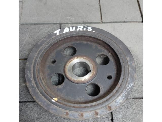 bontott TOYOTA AURIS Főtengely Szíjtárcsa