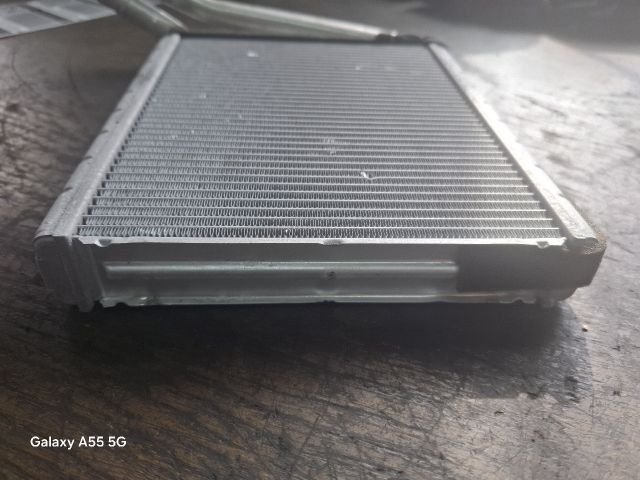 bontott TOYOTA AURIS Fűtőradiátor