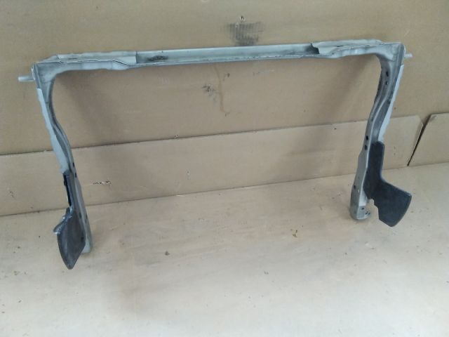 bontott TOYOTA AURIS Homlokfal (Üres lemez)