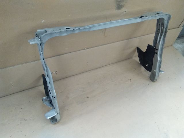 bontott TOYOTA AURIS Homlokfal (Üres lemez)