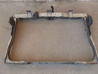 bontott TOYOTA AURIS Homlokfal (Üres lemez)