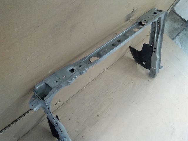 bontott TOYOTA AURIS Homlokfal (Üres lemez)