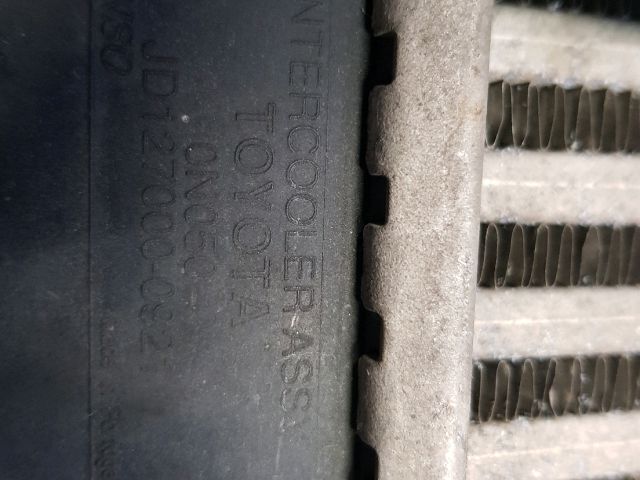 bontott TOYOTA AURIS Intercooler