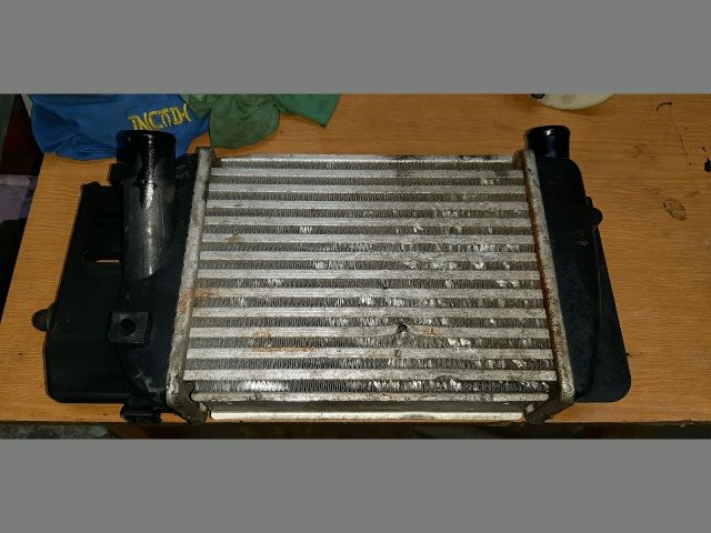 bontott TOYOTA AURIS Intercooler
