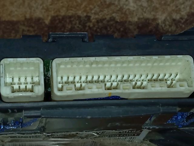 bontott TOYOTA AURIS Klíma Relé