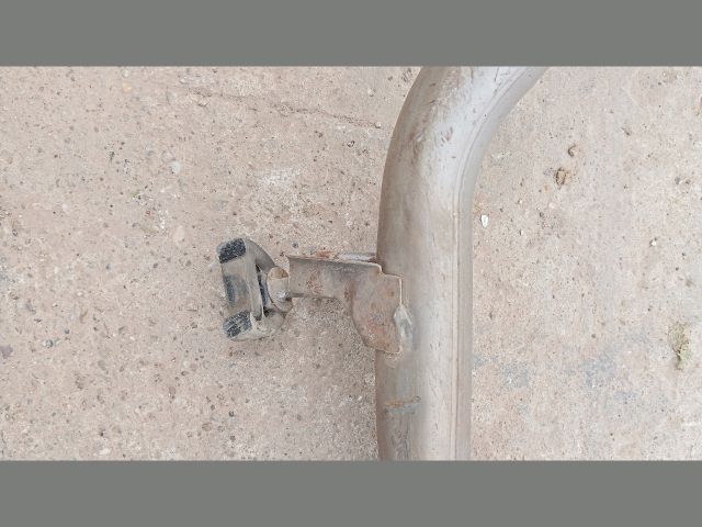 bontott TOYOTA AURIS Középső Kipufogó Cső