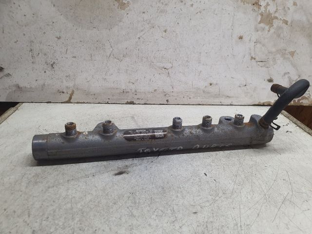 bontott TOYOTA AURIS Közösnyomócső