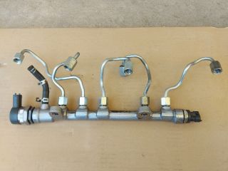 bontott TOYOTA AURIS Közösnyomócső