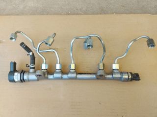 bontott TOYOTA AURIS Közösnyomócső