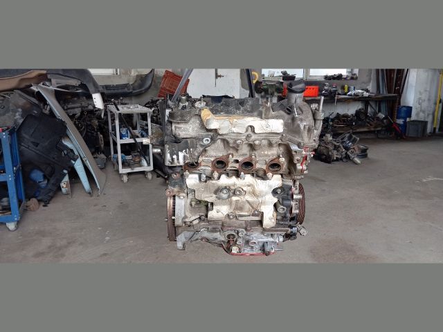 bontott TOYOTA AURIS Motor (Fűzött blokk hengerfejjel)