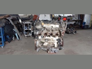 bontott TOYOTA AURIS Motor (Fűzött blokk hengerfejjel)