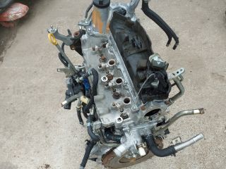 bontott TOYOTA AURIS Motor (Fűzött blokk hengerfejjel)