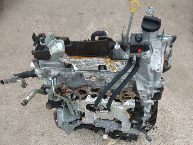 bontott TOYOTA AURIS Motor (Fűzött blokk hengerfejjel)