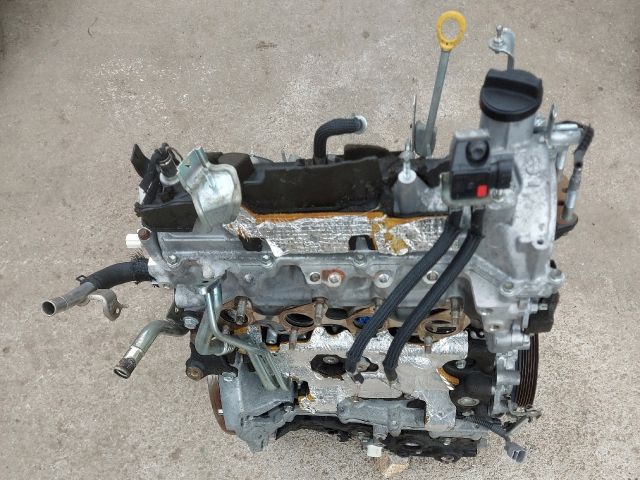 bontott TOYOTA AURIS Motor (Fűzött blokk hengerfejjel)