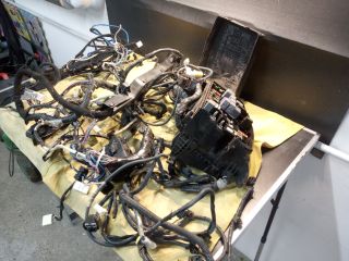 bontott TOYOTA AURIS Motortér Kábelköteg