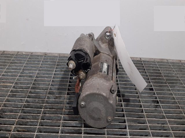 bontott TOYOTA AURIS Önindító