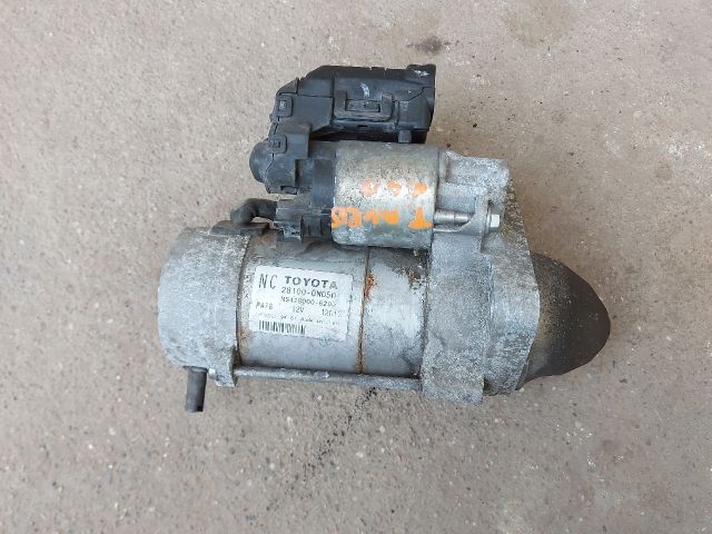 bontott TOYOTA AURIS Önindító