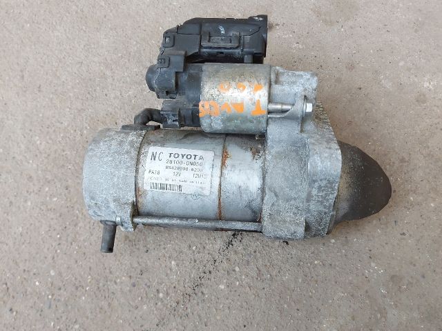 bontott TOYOTA AURIS Önindító