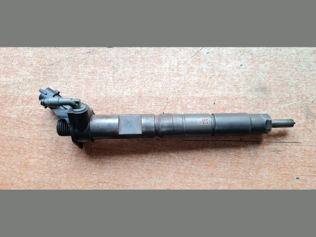 bontott TOYOTA AURIS Porlasztó (1 db)