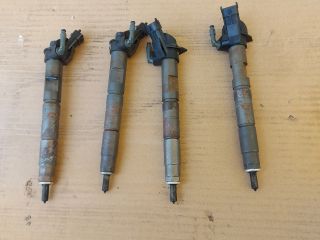 bontott TOYOTA AURIS Porlasztó Sor / Híd