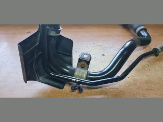 bontott TOYOTA AURIS Tankbetöltő Cső (Fém)